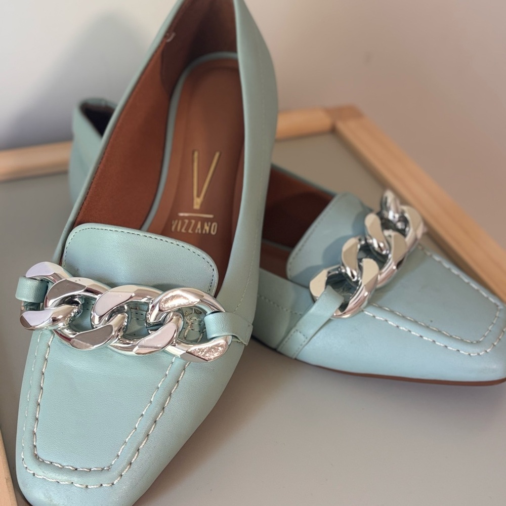 Light Blue Loafers with Silver Chain - SIZE 7